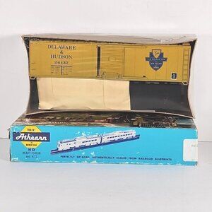 Delaware & Hudson HO Scale D&H 24137 50' Box Car New England To Canada Athearn